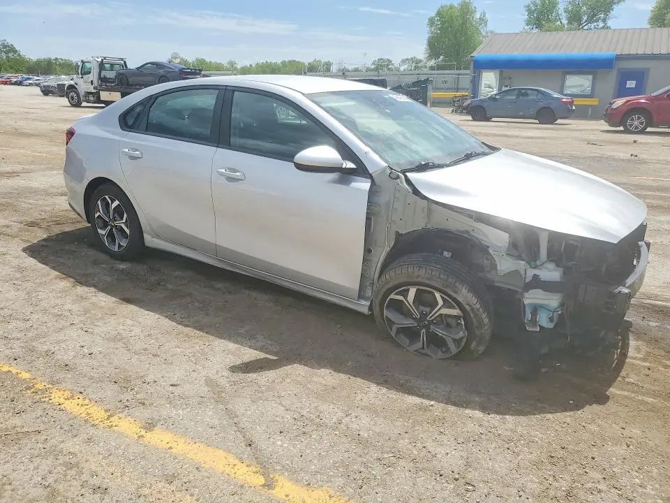 2020 KIA FORTE LXS  