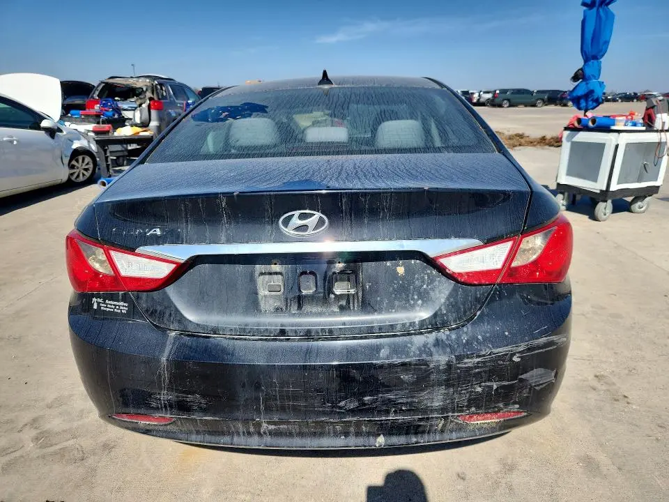 2011 HYUNDAI SONATA GLS  