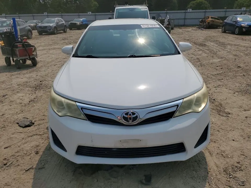 2013 TOYOTA CAMRY LE  