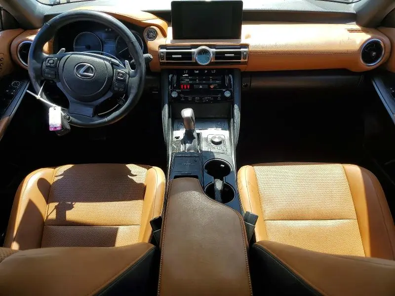 2022 LEXUS IS 300  