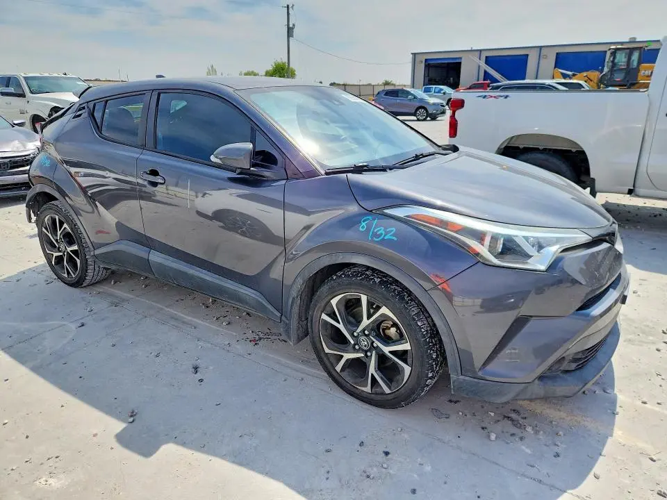 2018 TOYOTA C-HR XLE  