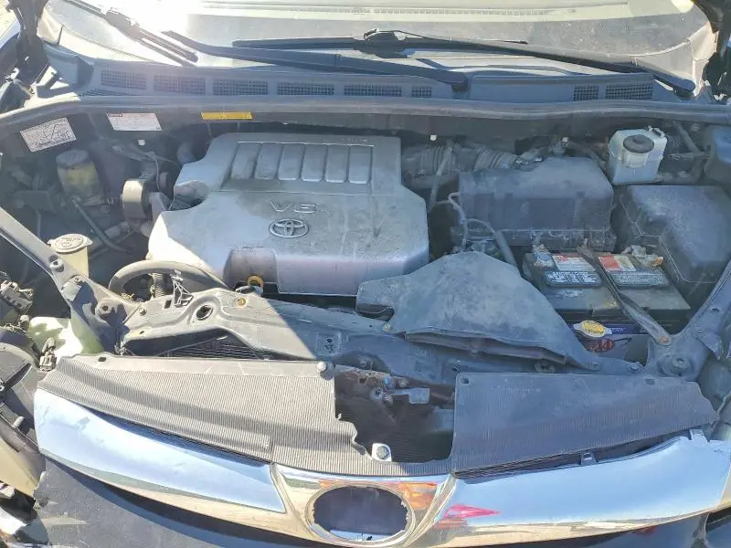 2010 TOYOTA SIENNA XLE LIMITED  