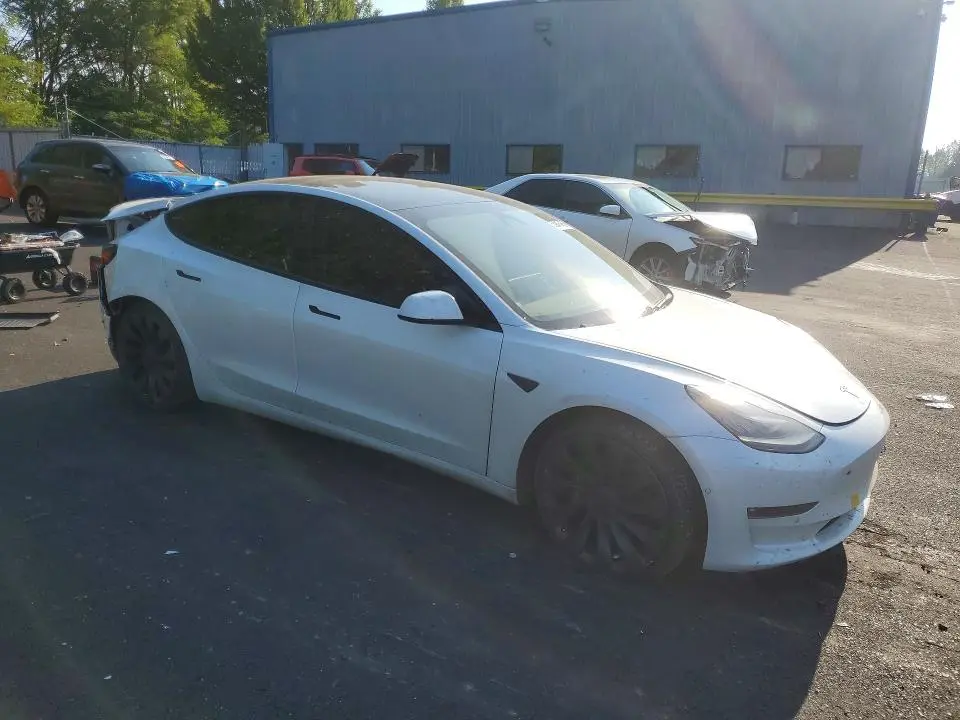 2021 TESLA MODEL 3   