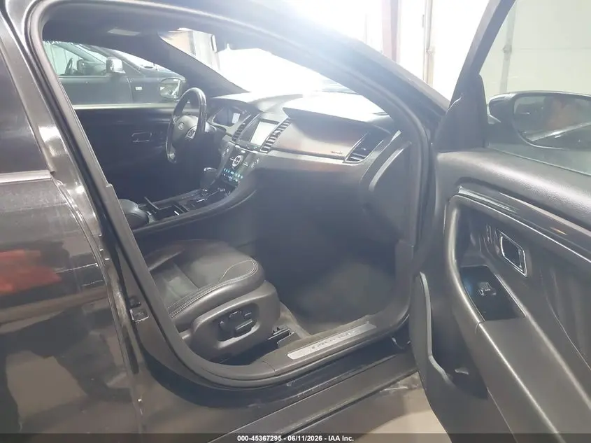 2015 FORD TAURUS SHO