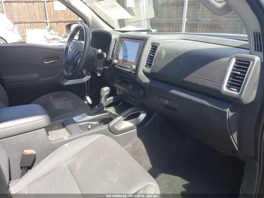 2022 NISSAN FRONTIER SV 4X4