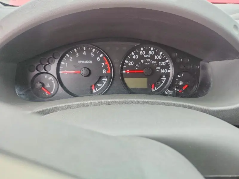 2010 NISSAN FRONTIER SE V6  