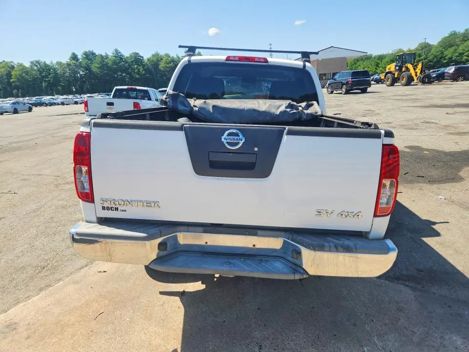 2011 NISSAN FRONTIER S  