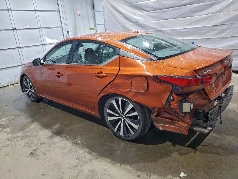 2022 NISSAN ALTIMA SR  