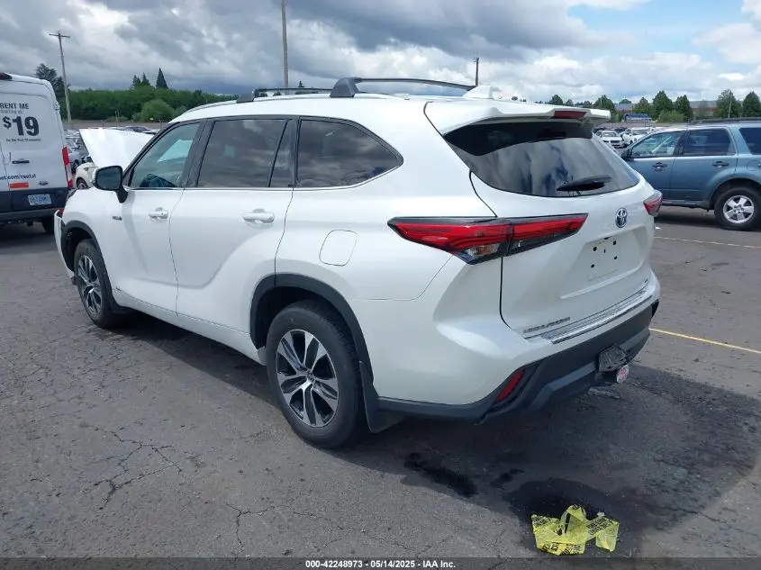 2020 TOYOTA HIGHLANDER HYBRID XLE