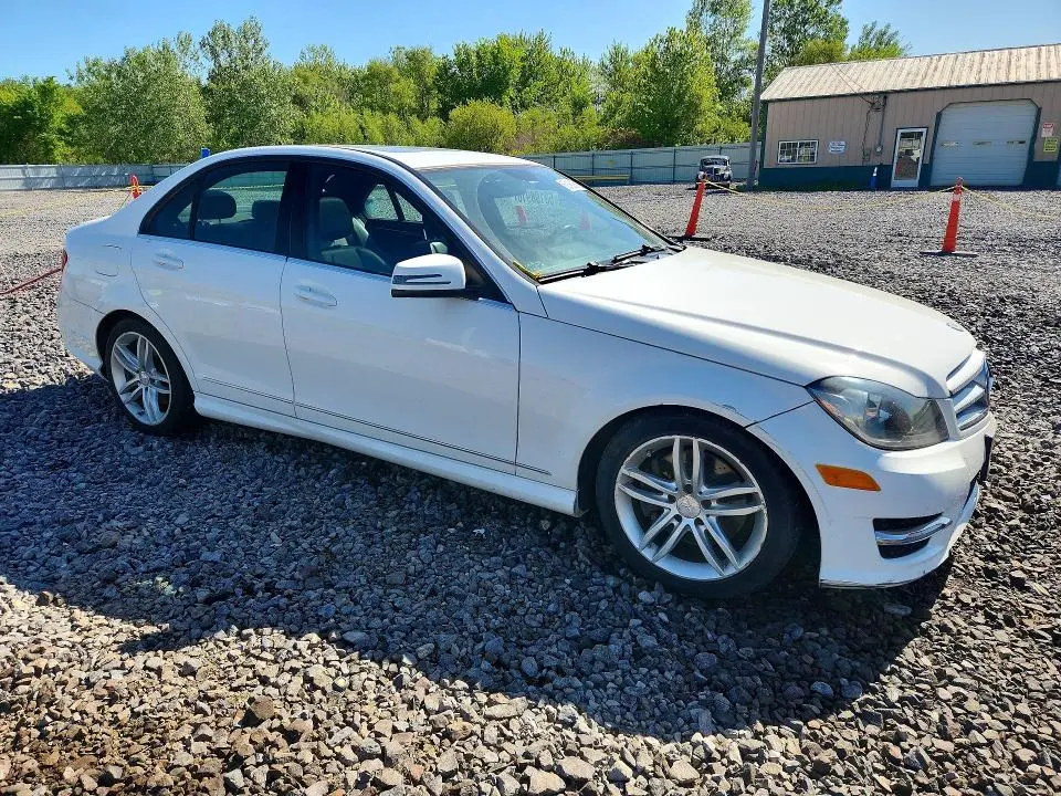 2013 MERCEDES-BENZ C 300 4MATIC  