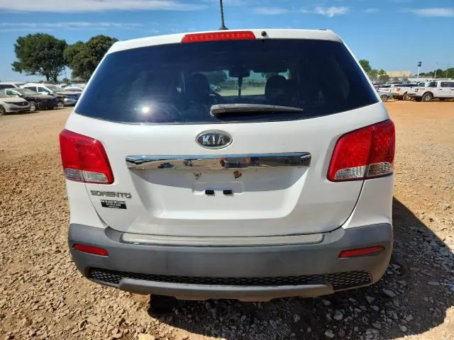2013 KIA SORENTO LX  