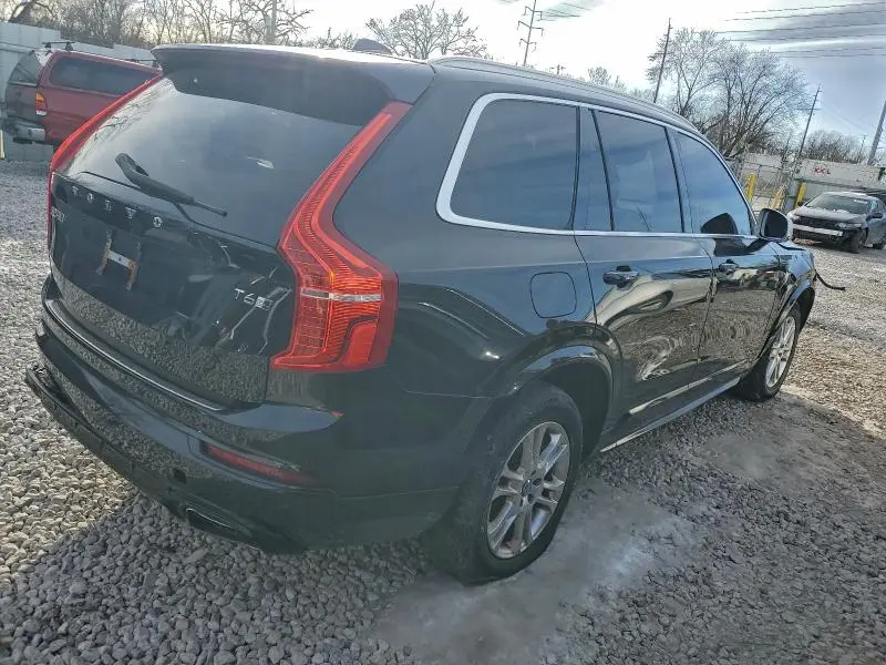 2016 VOLVO XC90 T6  