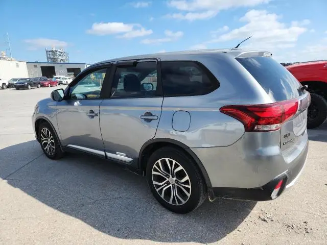 2016 MITSUBISHI OUTLANDER SE