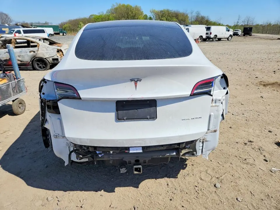 2021 TESLA MODEL Y   