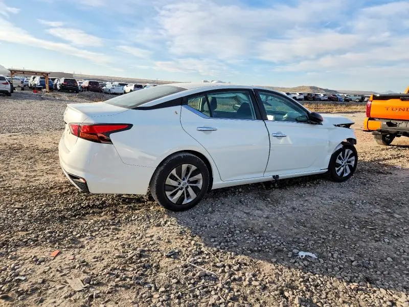 2024 NISSAN ALTIMA S  