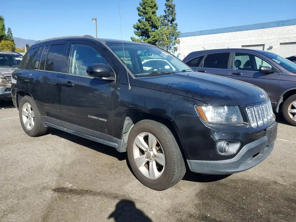 2017 JEEP COMPASS   