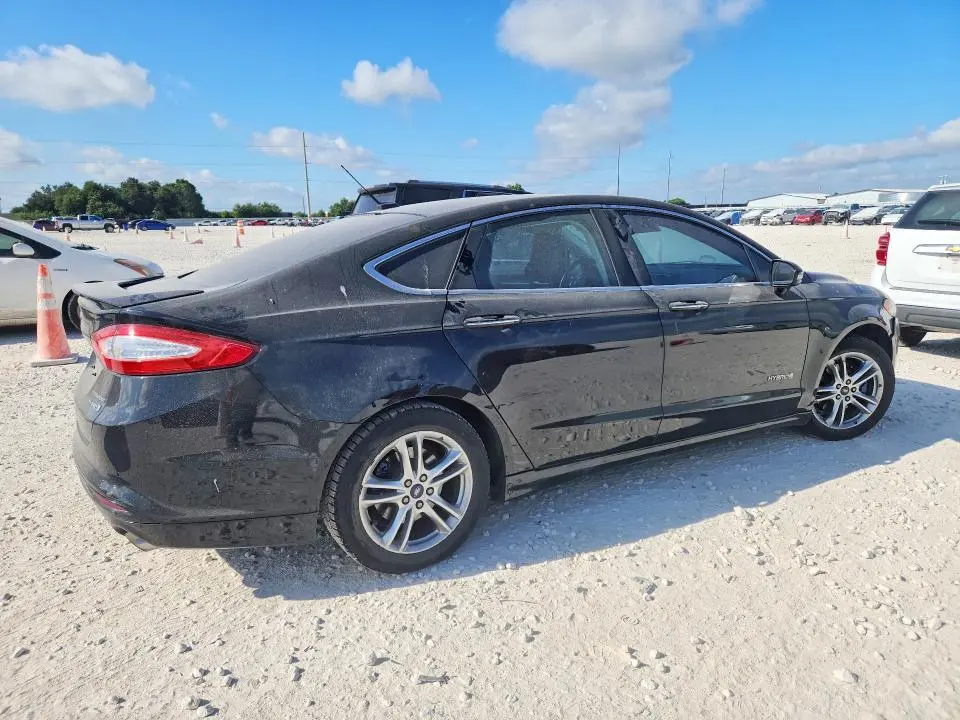 2016 FORD FUSION TITANIUM HEV  