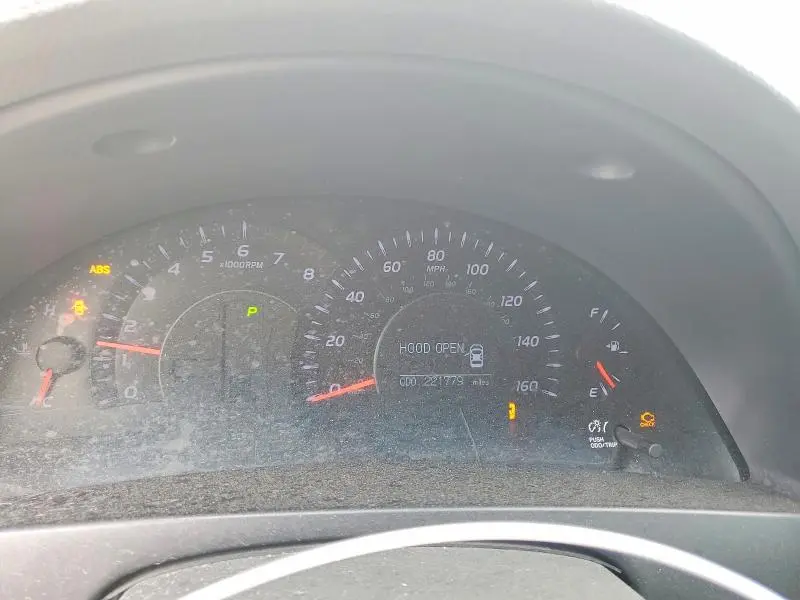 2010 TOYOTA CAMRY XLE V6  