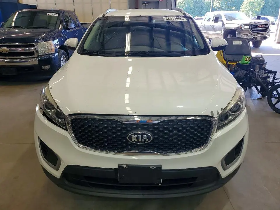 2016 KIA SORENTO LX V6  