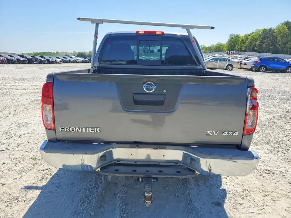 2018 NISSAN FRONTIER SV  