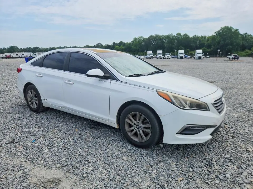2015 HYUNDAI SONATA SE  