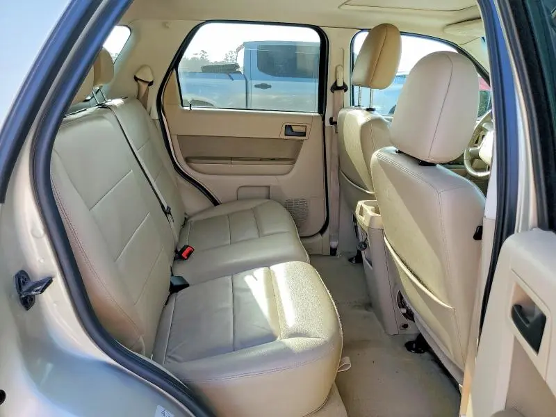 2011 FORD ESCAPE XLT  