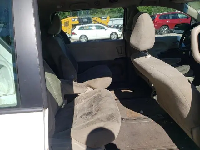 2015 TOYOTA SIENNA   