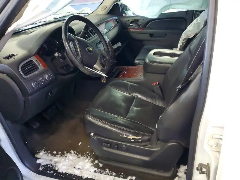 2011 CHEVROLET SUBURBAN K1500 LTZ  