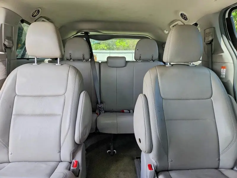 2017 TOYOTA SIENNA XLE PREMIUM 7-PASSENGER  