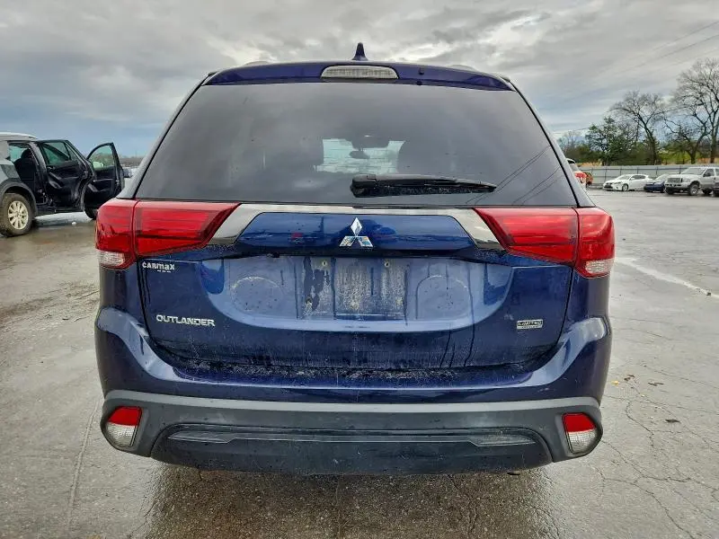 2020 MITSUBISHI OUTLANDER SE  