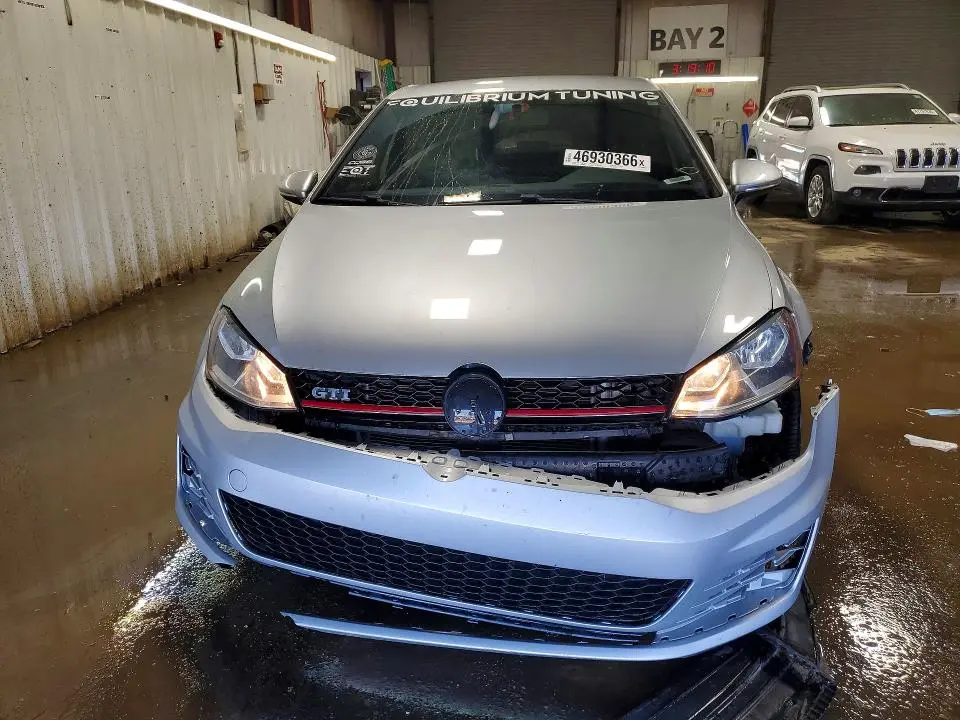 2015 VOLKSWAGEN GTI   