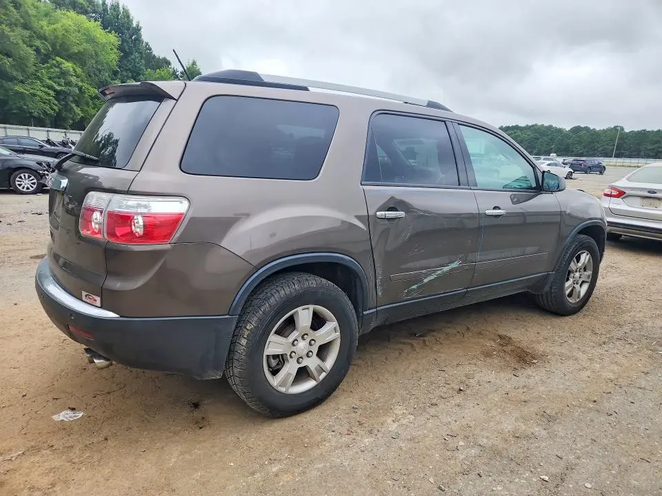 2011 GMC ACADIA SLE  