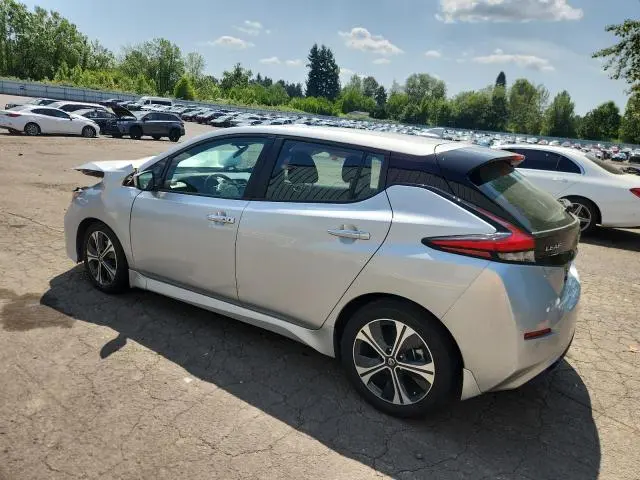 2022 NISSAN LEAF SV  