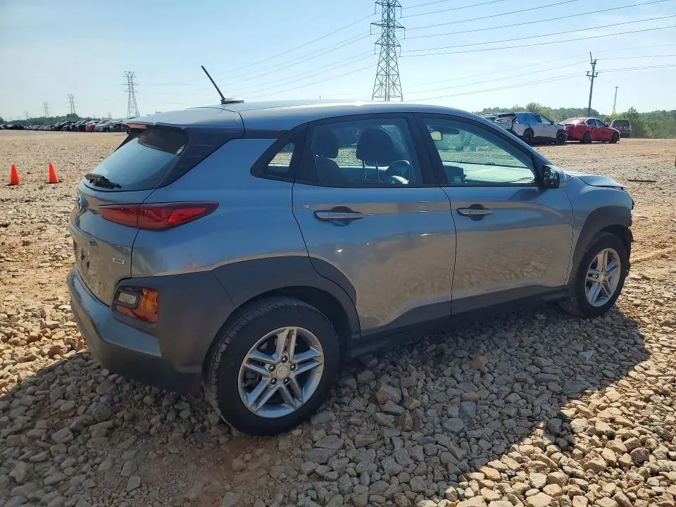 2020 HYUNDAI KONA SE  