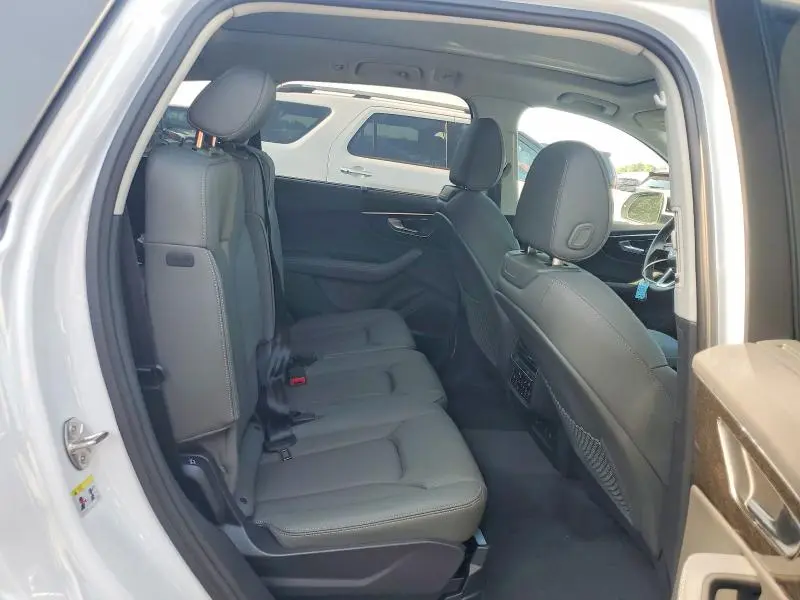 2026 AUDI Q7 PREMIUM PLUS  
