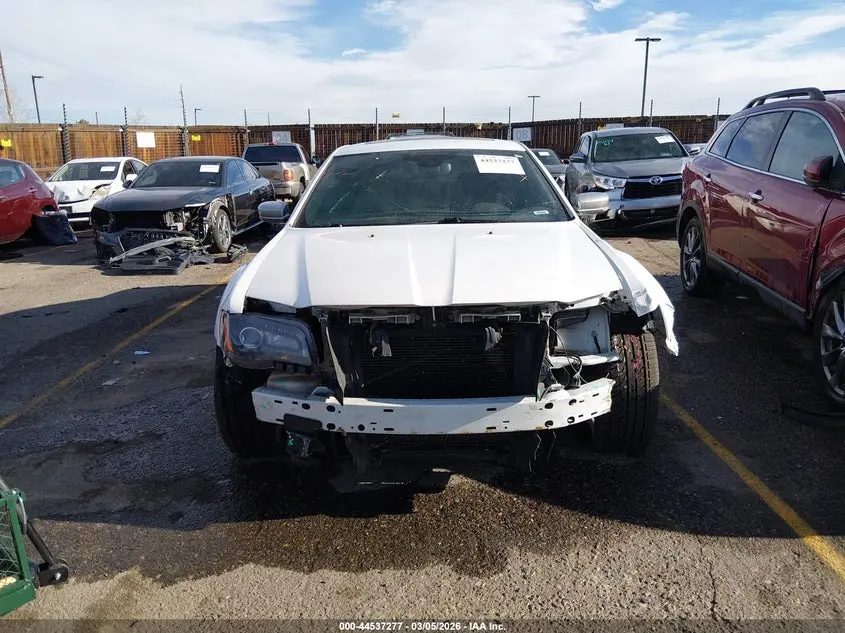 2013 CHRYSLER 300C LUXURY SERIES AWD