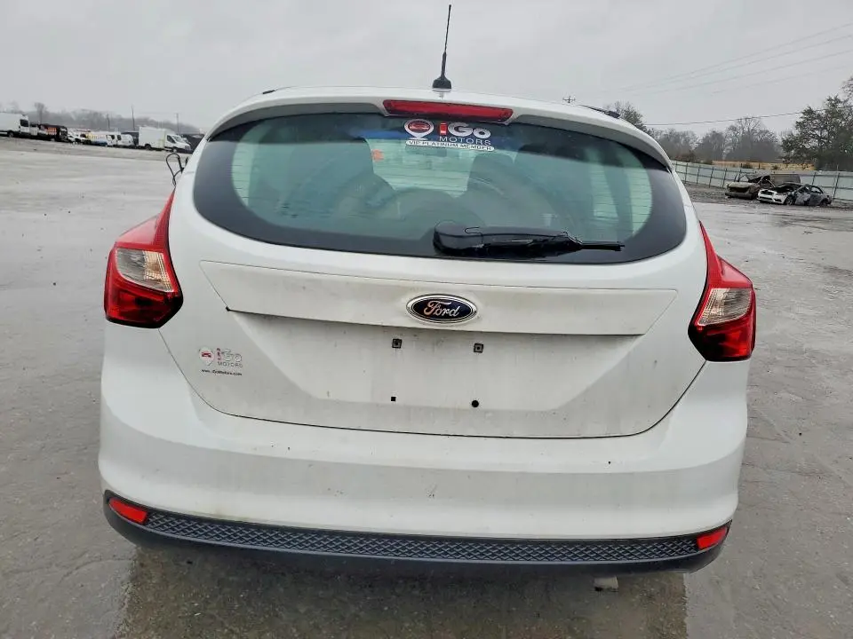 2014 FORD FOCUS SE  