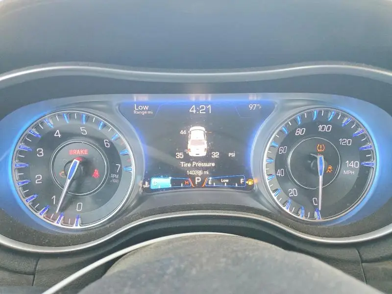 2015 CHRYSLER 300 LIMITED  