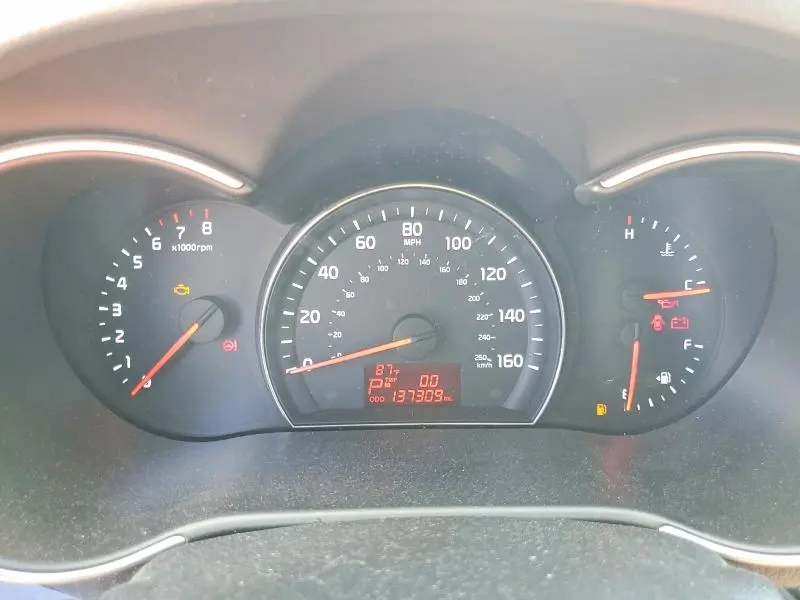 2014 KIA SORENTO LX  