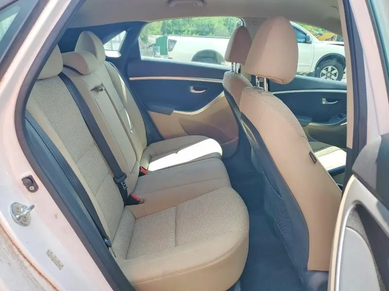 2015 HYUNDAI ELANTRA GT BASE  