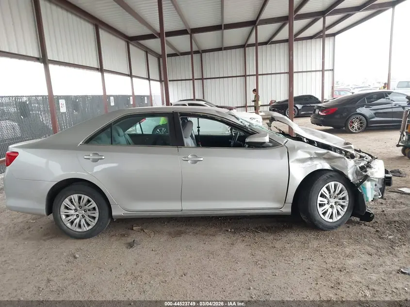 2014 TOYOTA CAMRY LE