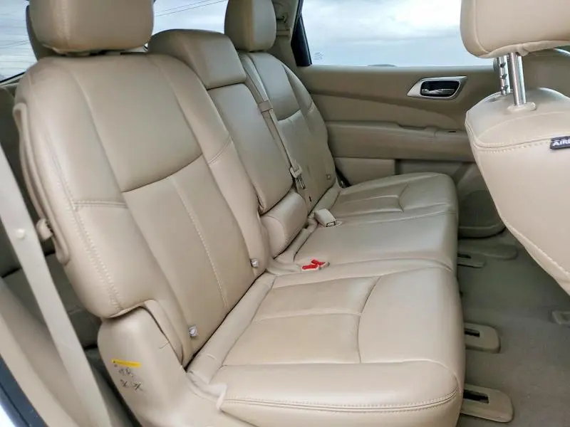 2015 NISSAN PATHFINDER S  