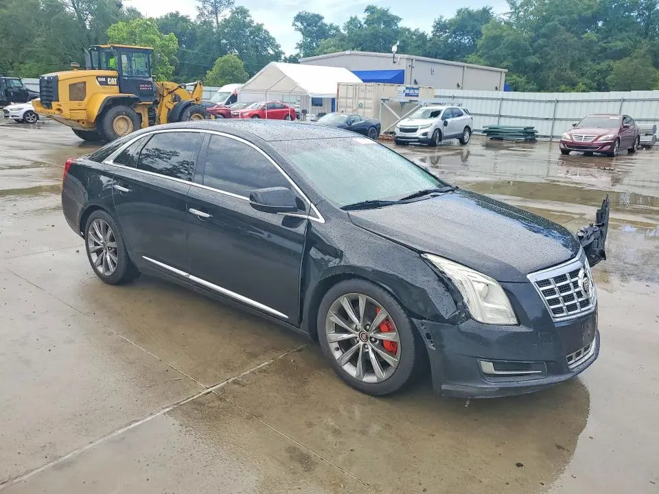 2013 CADILLAC XTS   