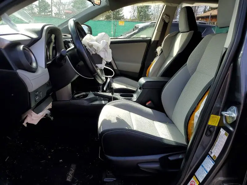 2016 TOYOTA RAV4 XLE  
