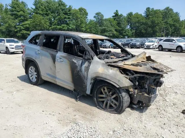 2015 TOYOTA HIGHLANDER LE  