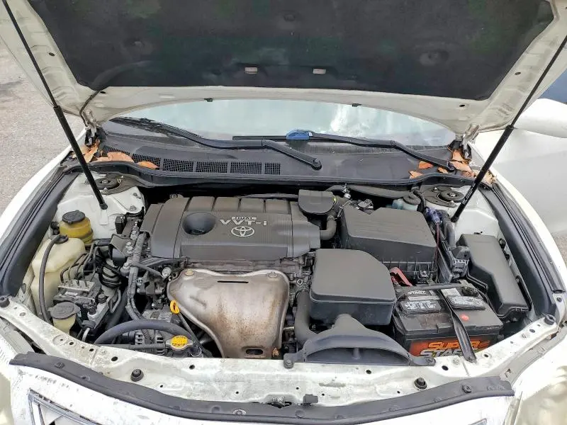 2010 TOYOTA CAMRY LE  