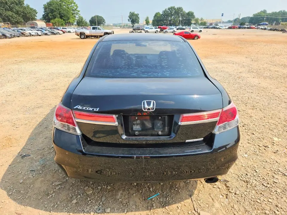 2011 HONDA ACCORD SE  
