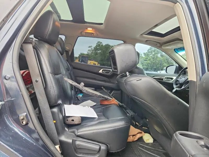 2015 NISSAN PATHFINDER S  