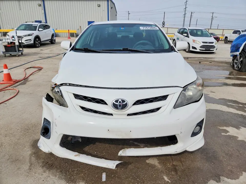2011 TOYOTA COROLLA S  