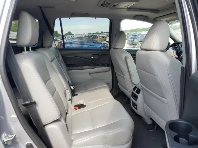 2017 HONDA PILOT TOURING  